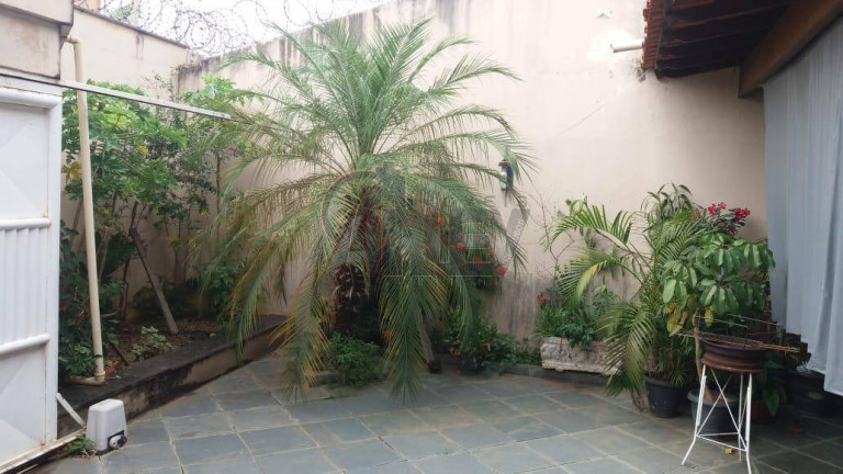 Imagem Casa com 6 Quartos à Venda, 300 m² em Monte Carmelo - Montes Claros Imagem Casa com 6 Quartos à Venda, 300 m² em Monte Carmelo - Montes Claros