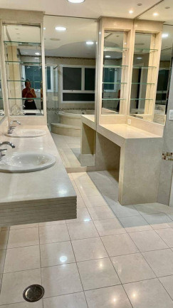 Imagem Casa com 4 Quartos para Alugar, 950 m² em Alphaville - Barueri