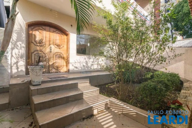 Imagem Sobrado com 3 Quartos à Venda, 512 m² em Vila Gilda - Santo André Imagem Sobrado com 3 Quartos à Venda, 512 m² em Vila Gilda - Santo André