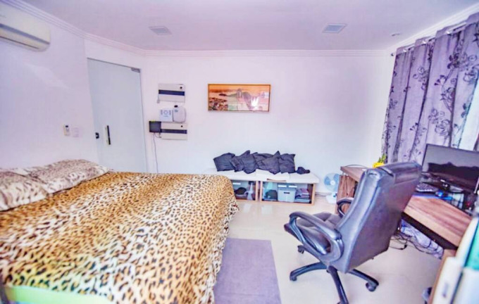 Imagem Casa com 4 Quartos à Venda,  em Vargem Pequena - Rio De Janeiro
