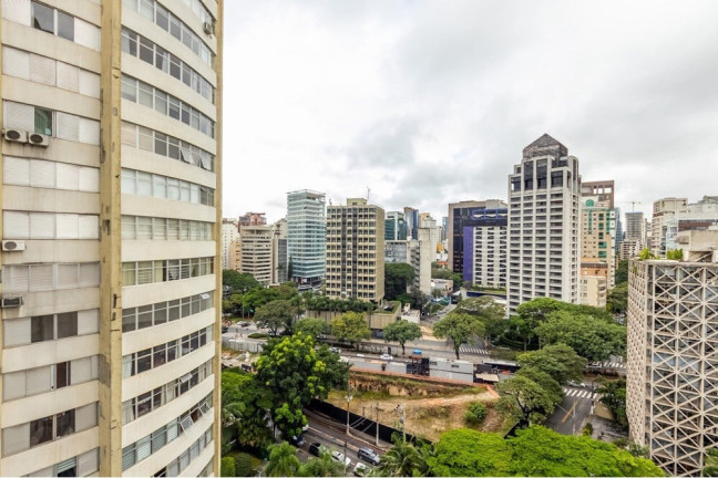 Imagem Imóvel com 3 Quartos à Venda, 178 m² em Itaim Bibi - São Paulo