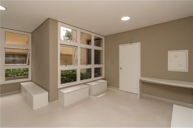 Imagem Apartamento com 2 Quartos à Venda, 56 m² em Moema - São Paulo