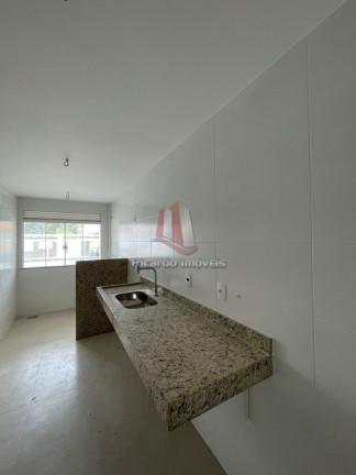 Imagem Imóvel com 2 Quartos à Venda, 74 m² em Palmeiras - Cabo Frio Imagem Imóvel com 2 Quartos à Venda, 74 m² em Palmeiras - Cabo Frio
