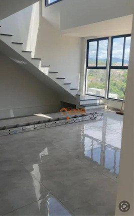 Imagem Casa com 3 Quartos à Venda, 242 m² em Cézar De Souza - Mogi Das Cruzes Imagem Casa com 3 Quartos à Venda, 242 m² em Cézar De Souza - Mogi Das Cruzes