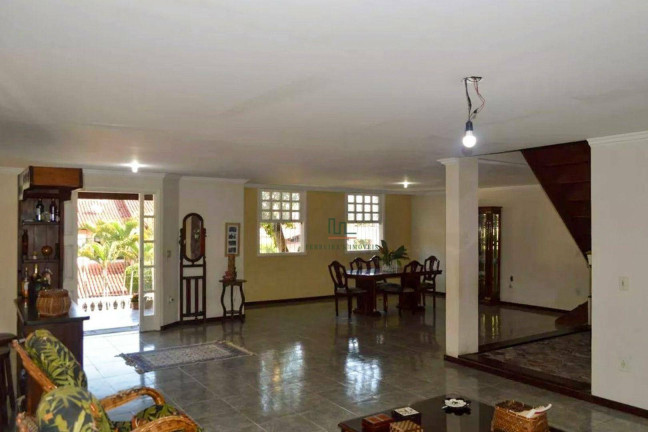 Imagem Casa com 6 Quartos à Venda ou Locação, 507 m² em São Francisco - Niterói Imagem Casa com 6 Quartos à Venda ou Locação, 507 m² em São Francisco - Niterói