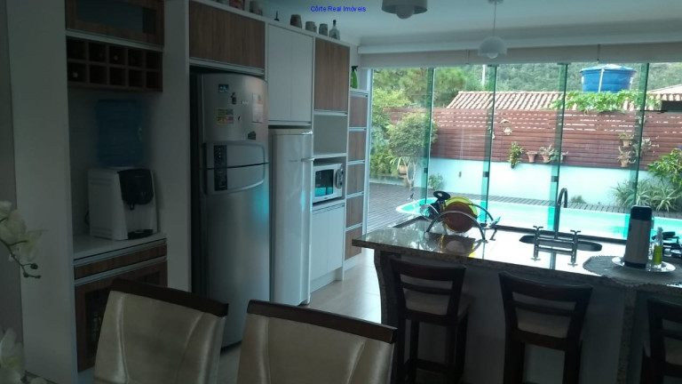 Imagem Casa com 2 Quartos à Venda, 370 m² em Pinheira - Palhoça Imagem Casa com 2 Quartos à Venda, 370 m² em Pinheira - Palhoça