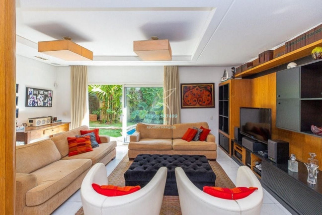 Imagem Casa com 3 Quartos à Venda, 513 m² em Pacaembu - São Paulo Imagem Casa com 3 Quartos à Venda, 513 m² em Pacaembu - São Paulo