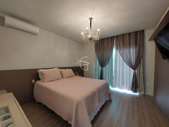 Imagem Casa com 3 Quartos à Venda,  em Floresta - Joinville