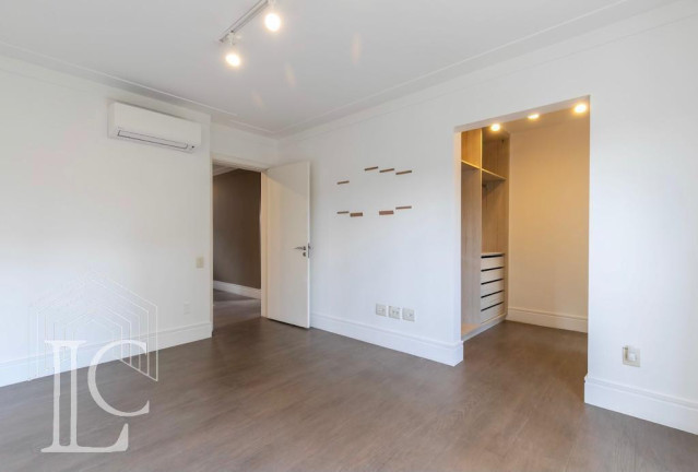 Imagem Casa com 4 Quartos à Venda, 720 m² em Alto Da Boa Vista - São Paulo Imagem Casa com 4 Quartos à Venda, 720 m² em Alto Da Boa Vista - São Paulo