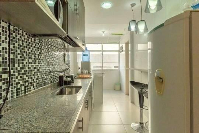 Imagem Apartamento com 3 Quartos à Venda, 98 m² em Flamengo - Rio De Janeiro Imagem Apartamento com 3 Quartos à Venda, 98 m² em Flamengo - Rio De Janeiro