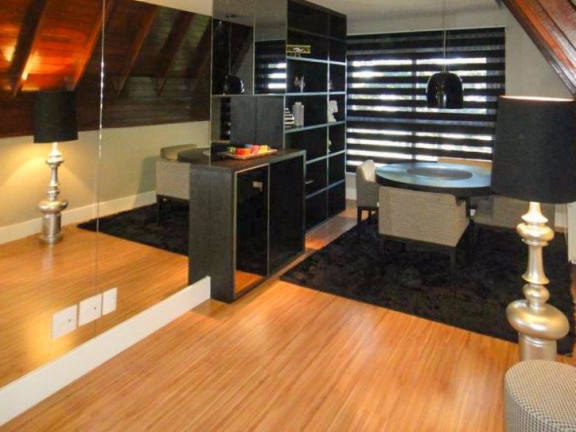 Imagem Cobertura com 4 Quartos à Venda, 196 m² em Centro - Gramado Imagem Cobertura com 4 Quartos à Venda, 196 m² em Centro - Gramado