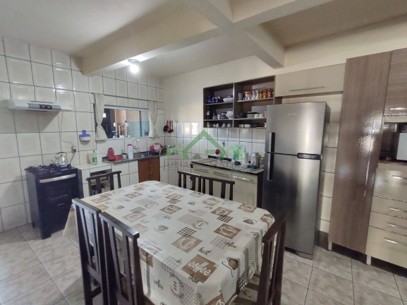 Imagem Casa com 4 Quartos à Venda, 225 m² em Costeira - Balneário Barra Do Sul Imagem Casa com 4 Quartos à Venda, 225 m² em Costeira - Balneário Barra Do Sul