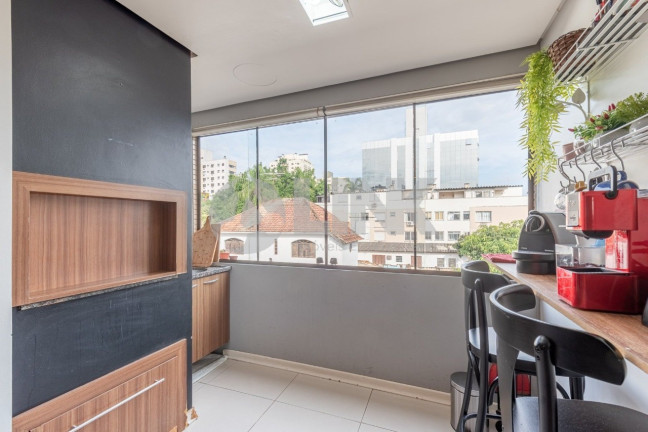 Imagem Apartamento com 2 Quartos à Venda, 77 m² em Petrópolis - Porto Alegre Imagem Apartamento com 2 Quartos à Venda, 77 m² em Petrópolis - Porto Alegre