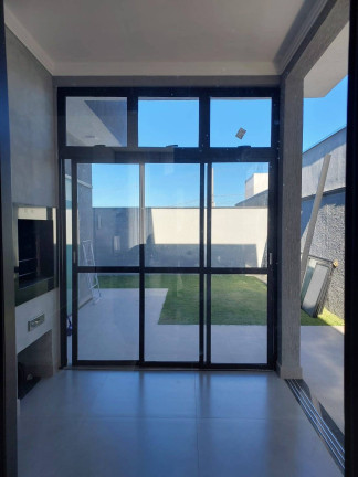 Imagem Casa com 3 Quartos à Venda, 250 m² em Caçapava Imagem Casa com 3 Quartos à Venda, 250 m² em Caçapava