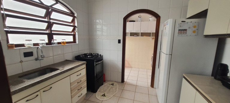 Imagem Casa com 4 Quartos à Venda, 360 m² em Balneário Praia Do Pernambuco Guarujá - São Paulo Imagem Casa com 4 Quartos à Venda, 360 m² em Balneário Praia Do Pernambuco Guarujá - São Paulo