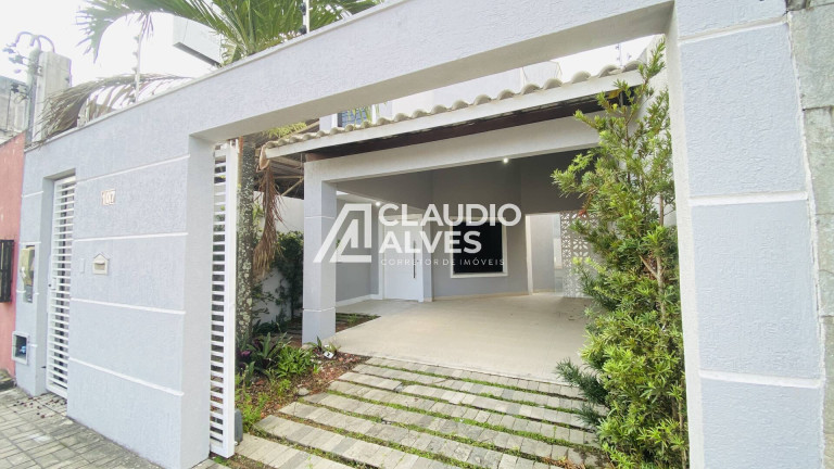 Imagem Casa com 4 Quartos à Venda, 150 m² em Cidade Nova - Feira De Santana Imagem Casa com 4 Quartos à Venda, 150 m² em Cidade Nova - Feira De Santana