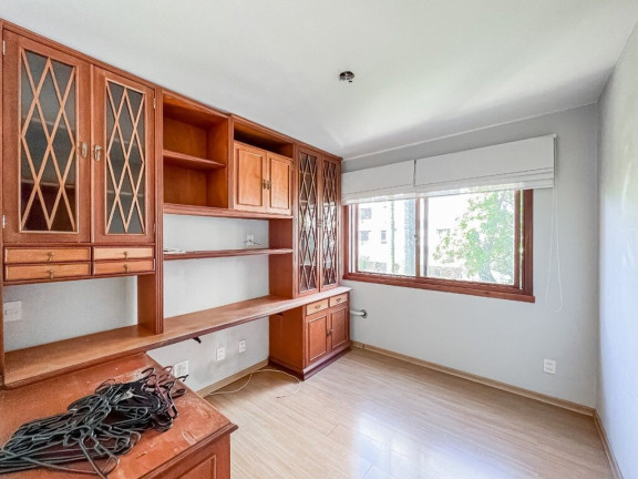 Imagem Imóvel com 3 Quartos à Venda, em Moinhos De Vento - Porto Alegre Imagem Imóvel com 3 Quartos à Venda, em Moinhos De Vento - Porto Alegre
