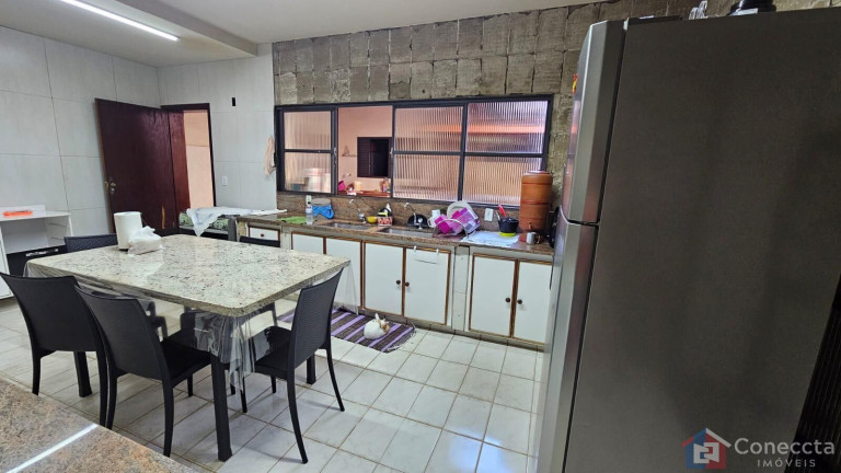 Imagem Casa com 4 Quartos à Venda, 255 m² em São Francisco - Patos De Minas Imagem Casa com 4 Quartos à Venda, 255 m² em São Francisco - Patos De Minas