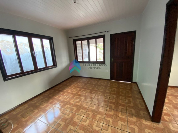 Imagem Casa à Venda, em Vila Amizade - Guaramirim Imagem Casa à Venda, em Vila Amizade - Guaramirim