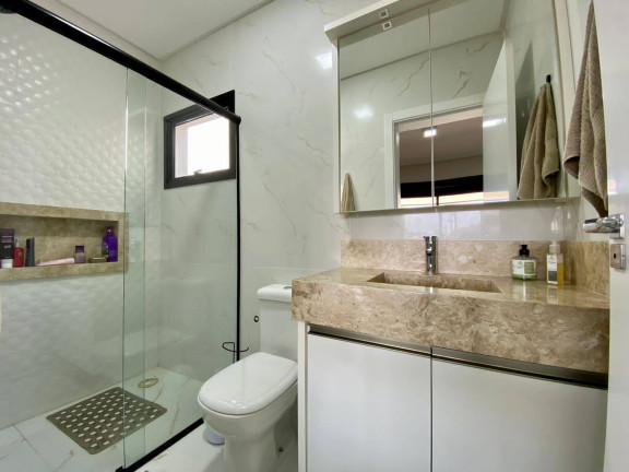 Imagem Casa com 3 Quartos à Venda, em Xangri-lá Imagem Casa com 3 Quartos à Venda, em Xangri-lá
