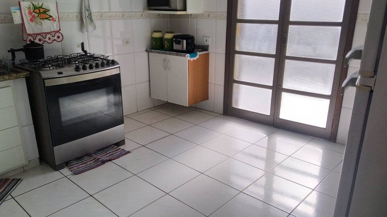 Imagem Casa com 5 Quartos à Venda, em Eldorado - Diadema Imagem Casa com 5 Quartos à Venda, em Eldorado - Diadema