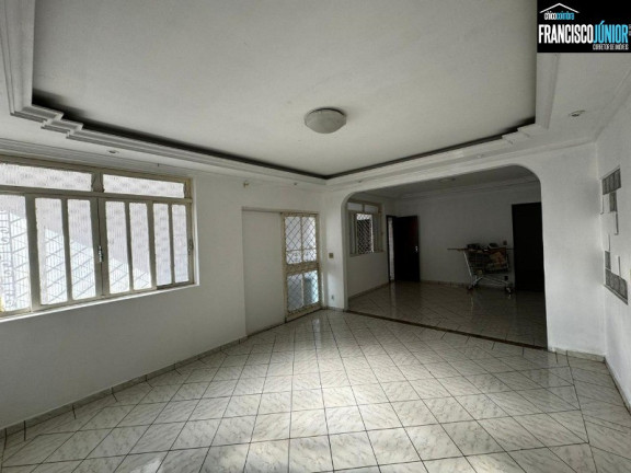 Imagem Imóvel com 3 Quartos à Venda, 432 m² em Setor Aeroporto - Goiânia Imagem Imóvel com 3 Quartos à Venda, 432 m² em Setor Aeroporto - Goiânia