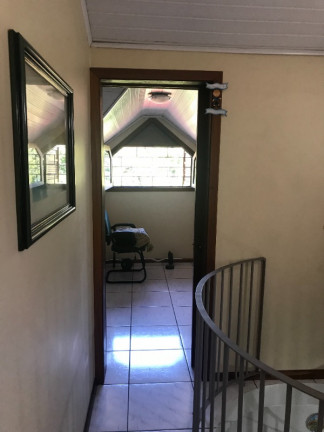 Imagem Casa com 4 Quartos à Venda, 230 m² em Jardim Itu - Porto Alegre