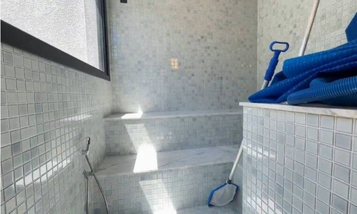 Imagem Casa com 3 Quartos à Venda, 302 m² em Swiss - Campinas Imagem Casa com 3 Quartos à Venda, 302 m² em Swiss - Campinas