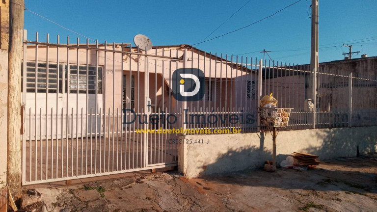 Casa com 2 Quartos à Venda,  em Tancredo Neves - Santa Maria