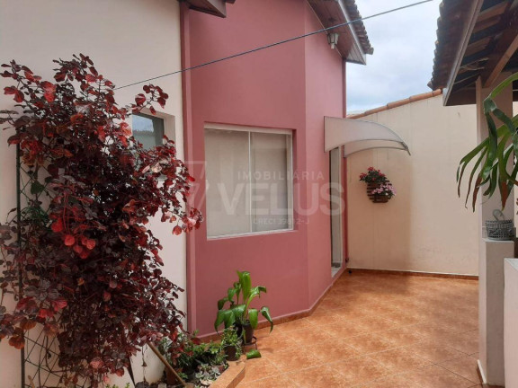 Imagem Casa com 4 Quartos à Venda, 193 m² em Centro - Itapetininga