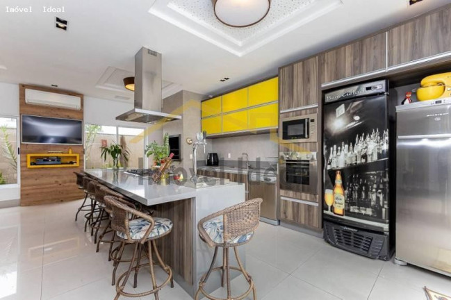 Imagem Casa com 4 Quartos à Venda, 290 m² em Santa Felicidade - Curitiba Imagem Casa com 4 Quartos à Venda, 290 m² em Santa Felicidade - Curitiba