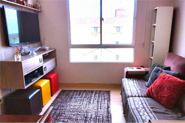Imagem Imóvel com 3 Quartos à Venda, em Mário Quintana - Porto Alegre Imagem Imóvel com 3 Quartos à Venda, em Mário Quintana - Porto Alegre