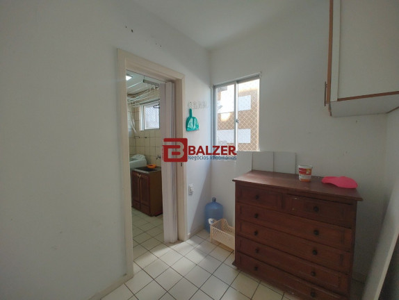Imagem Apartamento com 3 Quartos à Venda, 124 m² em Centro - Florianópolis Imagem Apartamento com 3 Quartos à Venda, 124 m² em Centro - Florianópolis