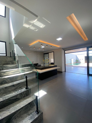 Imagem Casa com 3 Quartos à Venda, 280 m² em Parque Das Flores - Goiânia Imagem Casa com 3 Quartos à Venda, 280 m² em Parque Das Flores - Goiânia