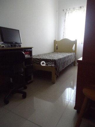 Imagem Casa com 3 Quartos à Venda, 177 m²