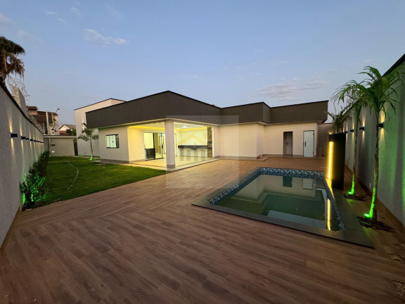 Imagem Casa com 3 Quartos à Venda, 200 m² em Parque Das Flores - Goiânia