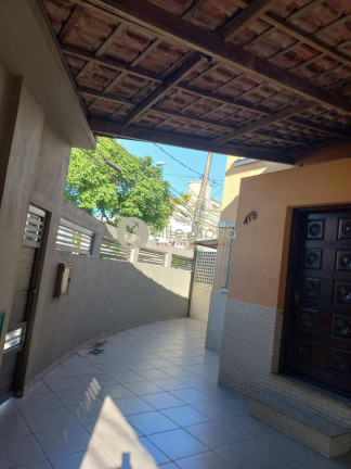 Imagem Sobrado com 3 Quartos à Venda, 177 m² em Embare - Santos Imagem Sobrado com 3 Quartos à Venda, 177 m² em Embare - Santos