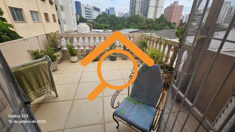 Imagem Casa com 3 Quartos à Venda, 180 m² em Santo Amaro - São Paulo Imagem Casa com 3 Quartos à Venda, 180 m² em Santo Amaro - São Paulo