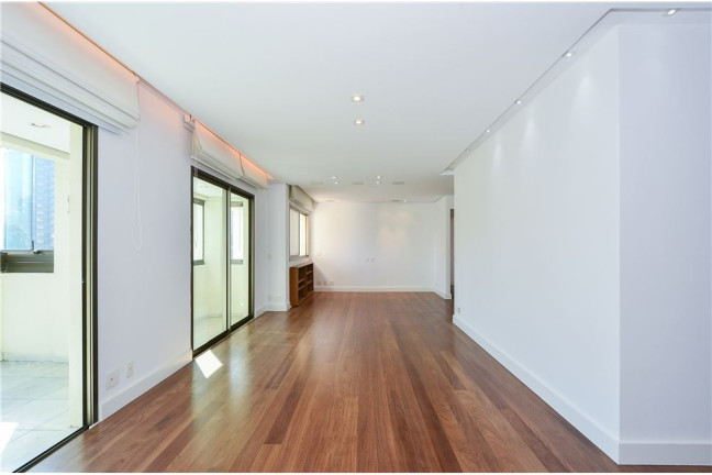 Imagem Imóvel com 3 Quartos à Venda,  em Brooklin Paulista - São Paulo