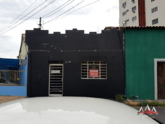 Imagem Casa com 1 Quarto à Venda, 400 m² em Centro - Cuiabá Imagem Casa com 1 Quarto à Venda, 400 m² em Centro - Cuiabá