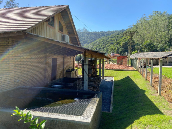 Imagem Imóvel com 2 Quartos à Venda, 9.000 m² em Centro - Botuverá Imagem Imóvel com 2 Quartos à Venda, 9.000 m² em Centro - Botuverá