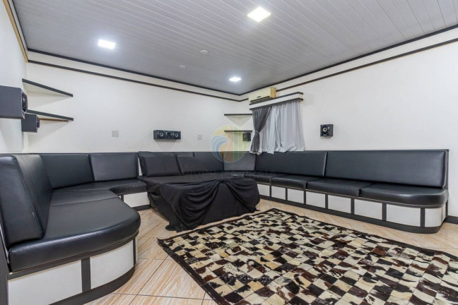 Imagem Casa com 5 Quartos à Venda, em Municípios - Balneário Camboriú Imagem Casa com 5 Quartos à Venda, em Municípios - Balneário Camboriú