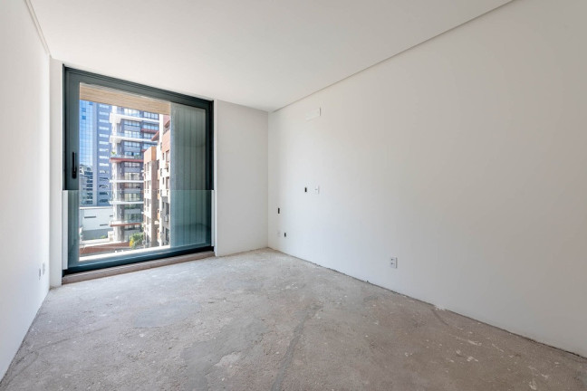 Imagem Apartamento com 3 Quartos à Venda, 317 m² em Petrópolis - Porto Alegre Imagem Apartamento com 3 Quartos à Venda, 317 m² em Petrópolis - Porto Alegre