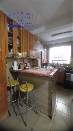 Imagem Casa com 5 Quartos à Venda, 280 m² em Camaquã - Porto Alegre Imagem Casa com 5 Quartos à Venda, 280 m² em Camaquã - Porto Alegre