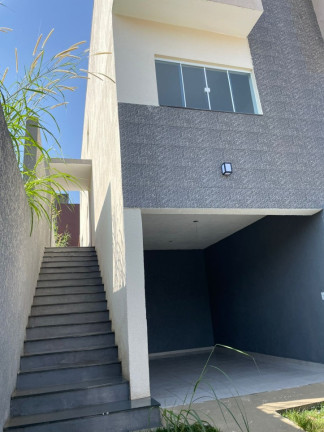 Sobrado com 3 Quartos à Venda, 125 m² em Jardim Mirna - Taboão Da Serra