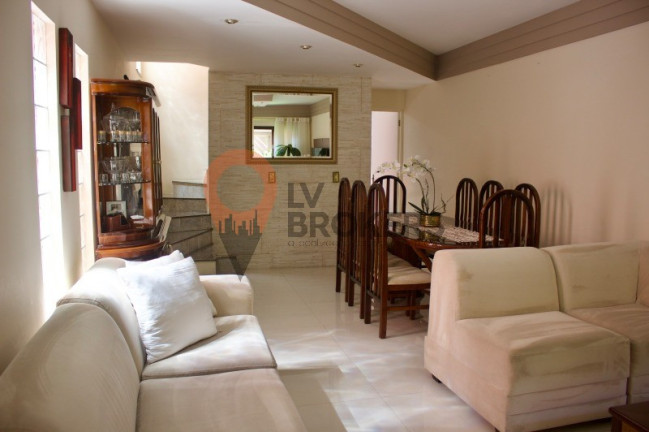 Imagem Casa com 3 Quartos à Venda, 132 m² em Parque Santana - Mogi Das Cruzes Imagem Casa com 3 Quartos à Venda, 132 m² em Parque Santana - Mogi Das Cruzes