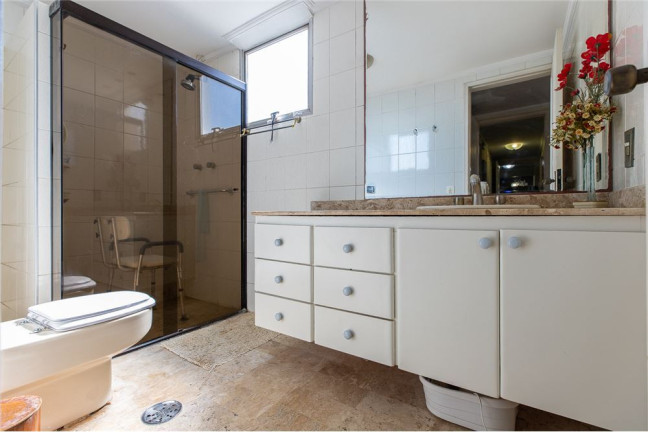 Imagem Imóvel com 4 Quartos à Venda, em Alto Da Boa Vista - São Paulo Imagem Imóvel com 4 Quartos à Venda, em Alto Da Boa Vista - São Paulo