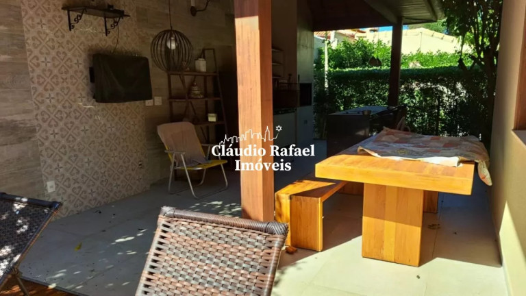 Imagem Casa com 4 Quartos à Venda, 160 m² em Rasa - Armação Dos Búzios Imagem Casa com 4 Quartos à Venda, 160 m² em Rasa - Armação Dos Búzios