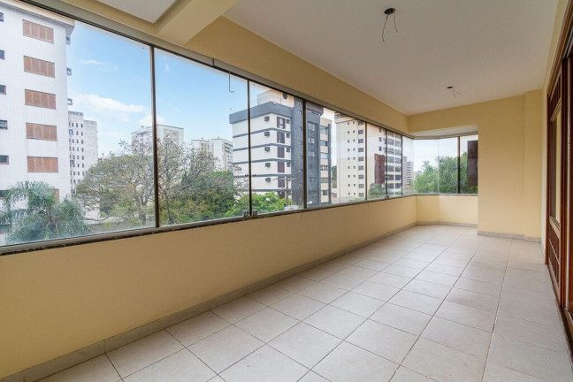 Imagem Apartamento com 3 Quartos à Venda, 220 m² em Centro - Canoas Imagem Apartamento com 3 Quartos à Venda, 220 m² em Centro - Canoas