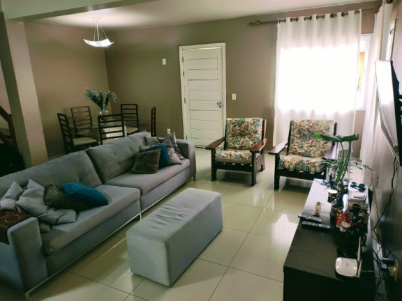 Imagem Sobrado com 3 Quartos à Venda, 117 m² em Alto Petropolis - Porto Alegre Imagem Sobrado com 3 Quartos à Venda, 117 m² em Alto Petropolis - Porto Alegre